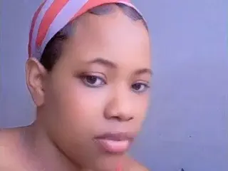 Streamate Nude Webcam of Dineo97