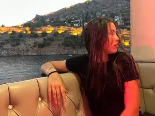 Streamate Live Sex Cam of Millie_Mose21