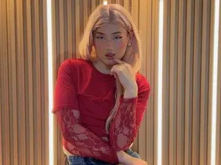 Streamate Best live sex cam show of Victoria_Hiills