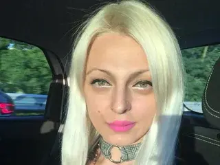 Streamate Private Sex Chat of Carolina_xo