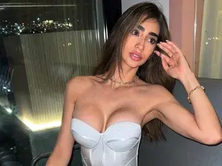 Streamate Live Sex Cam of AlannaBelova