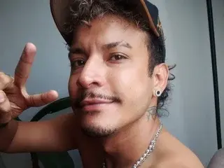 Streamate Adult Webcam of MorisogBIG20