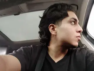 Streamate Nude Webcam of Alex_Wolft