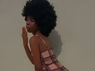 Streamate Live Sex of Aria_kai