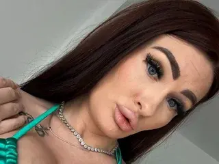 Streamate Live Porn of MelanieBabex