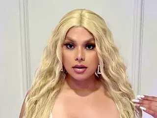 Streamate Free Porn Cam of TSBLONDIENYC