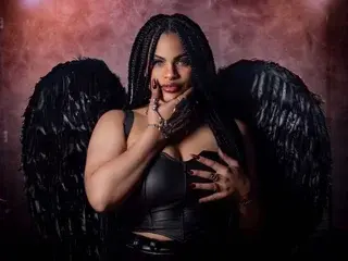 Streamate Sex Chat of Shantall_Evans