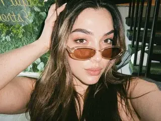 Streamate Private Sex Chat of AmberLewiis
