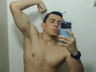 Streamate Free Porn Cam of Eross_santy