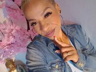 Streamate Free Porn Cam of summernight42