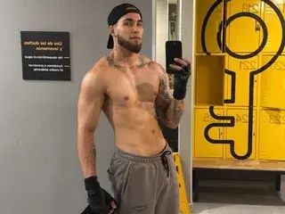 Streamate Nude Webcam of jeankobe21