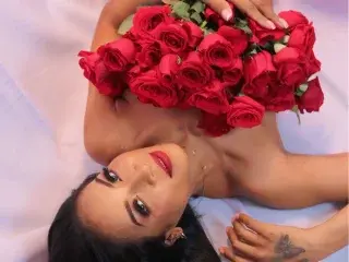 Streamate Sex Cam of Luisa_Milf