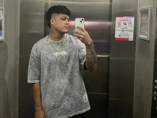 Streamate Free Live Porn of Peterbrownxx
