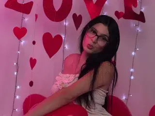 Streamate Free Live Porn of MaddieMayer