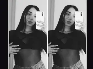 Streamate Watch Live Sex Cams of Yulie_19