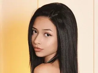 Streamate Free Porn Cam of LyahFerrer