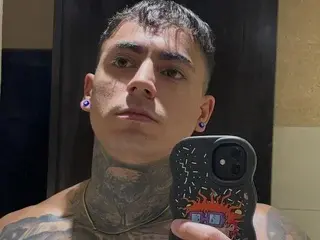 Streamate Live Porn of Max_Stron111