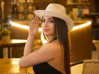 Streamate Sex Cam of LunaaBaker