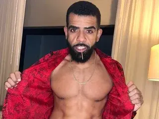 Streamate Nude Webcam of Drizzys_Room