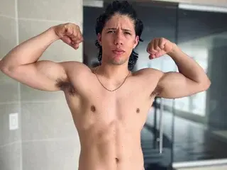 Streamate Live Sex Cam of Imtonny19