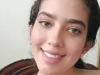 Streamate Live Porn of MaithePerroni