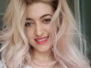 Streamate Live Sex Cam of ElizabethRaegan