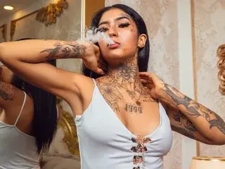 Streamate Live Sex of EmilieLake