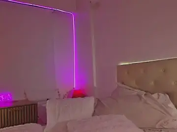 Stripchat Live Sex of alaskavenom_