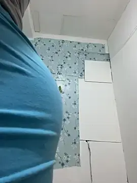 Stripchat Free Porn Cam of maymercy