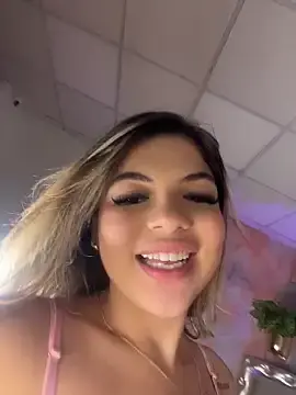 Stripchat Adult Webcam of AngelBlushXXX