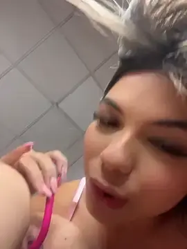 Stripchat Nude Webcam of AngelBlushXXX