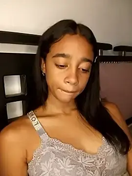 Stripchat Sex Chat of Zoe_Sweett18