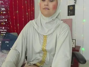 Stripchat Free Live Porn of AishaAmin_