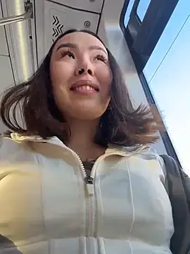 Stripchat Adult Webcam of Asian_Asami