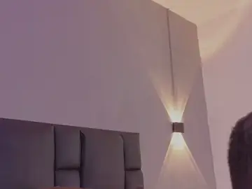 Stripchat Free Live Porn of MikaelSlow