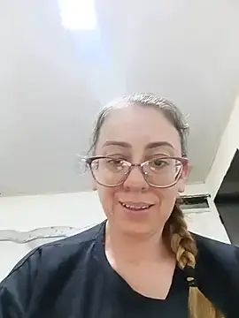 Stripchat Free Live Porn of miss_hanna07