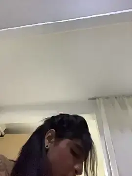 Stripchat Free Porn Cam of charlotte_stevenss_