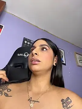 Stripchat Nude Webcam of charlotte_stevenss_
