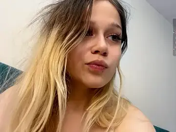 Stripchat Free Porn Cam of TaiLedCompact