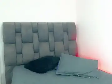 Stripchat Live Sex Cam of little_star_porn