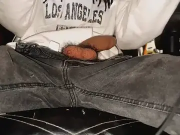 Stripchat Free Live Porn of FavelaDaddyCum