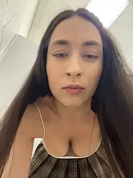 Stripchat Sex Cam of Holly_Play