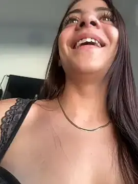 Stripchat Adult Webcams of Hanna_Cruz_