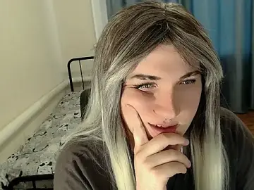 Stripchat Nude Webcam of EvaMiron