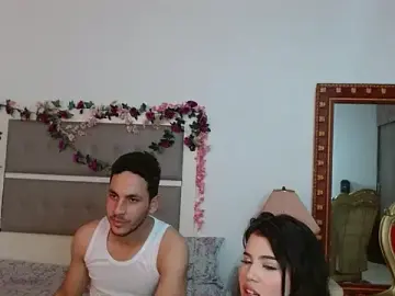 Stripchat Free Live Porn of MartinaXBob