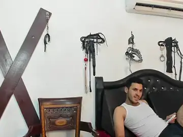 Stripchat Live Sex Cam of MartinaXBob