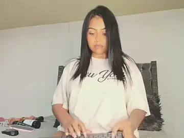 Stripchat Sex Chat of Melanyy_Miller