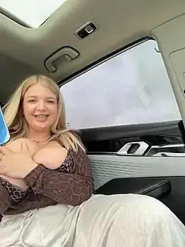 Stripchat Adult Webcam of OdriOlsens