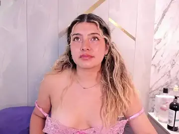 Stripchat Best live sex cam show of ChloeBelle_