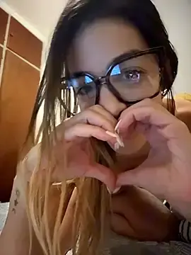 Stripchat Free Live Porn of miafoxmia